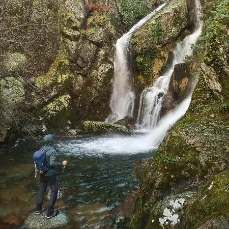 Four Seasons Private Pool Huge Palace * Mesquitela