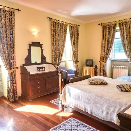 Four Seasons Private Pool Huge Palace Vakantiehuis Mesquitela