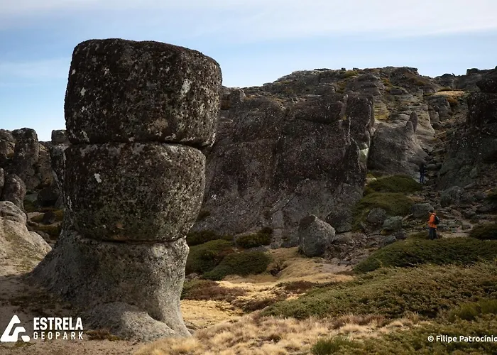 Four Seasons Private Pool Huge Palace Hébergement de vacances *