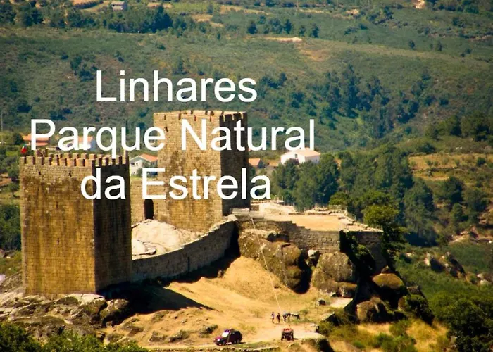 Hébergement de vacances Four Seasons Private Pool Huge Palace Mesquitela