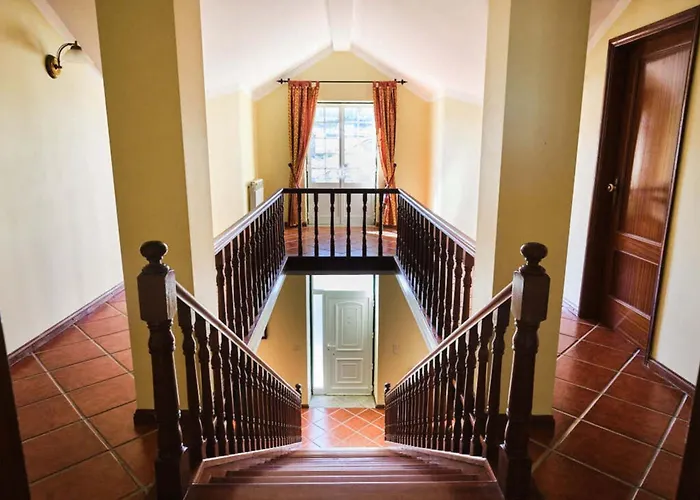 Four Seasons Private Pool Huge Palace *