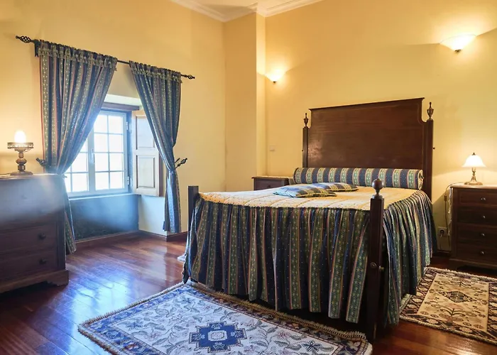 Four Seasons Private Pool Huge Palace Mesquitela